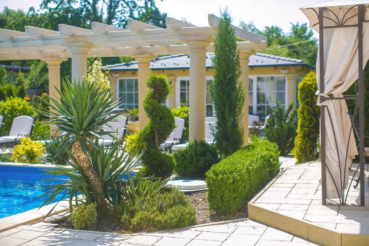 Luxury-Villas Шопрон Екстериор снимка