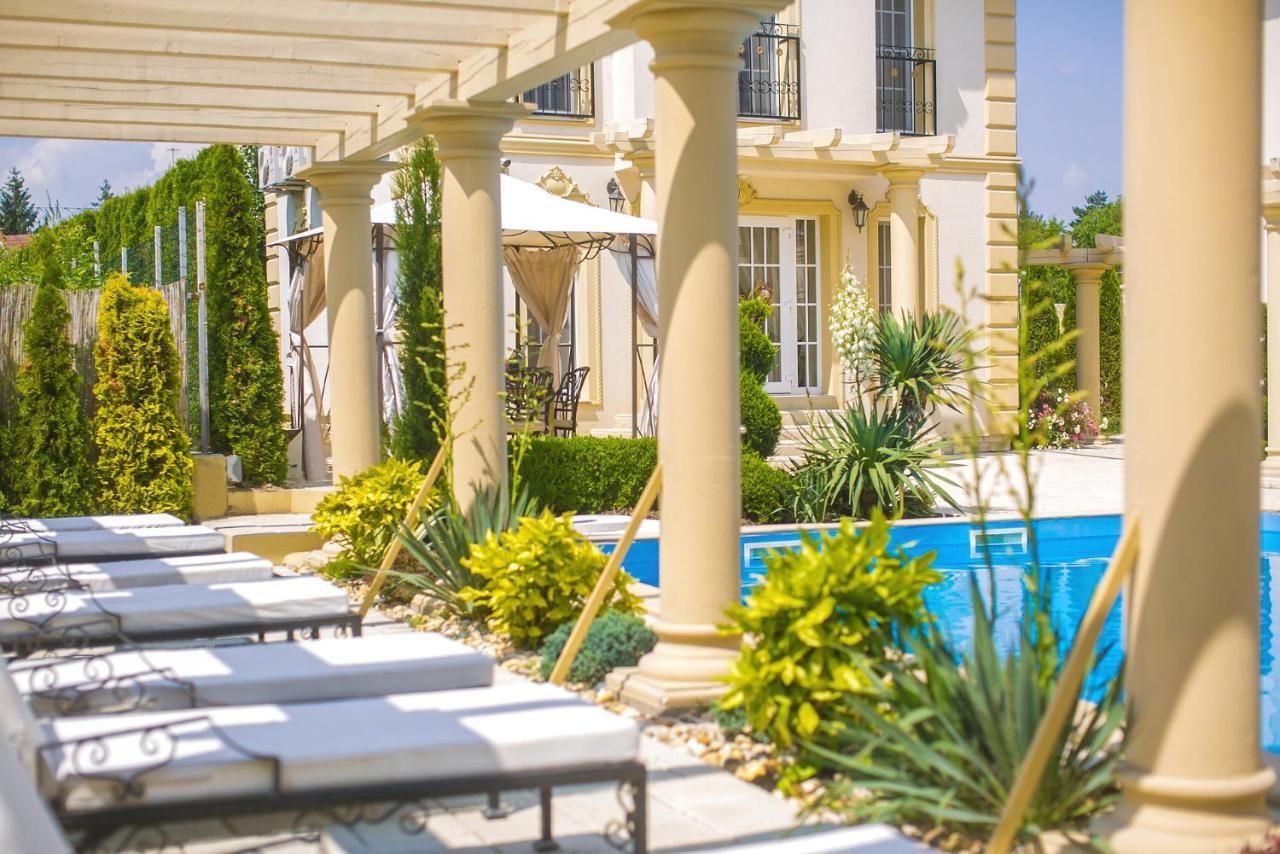 Luxury-Villas Шопрон Екстериор снимка