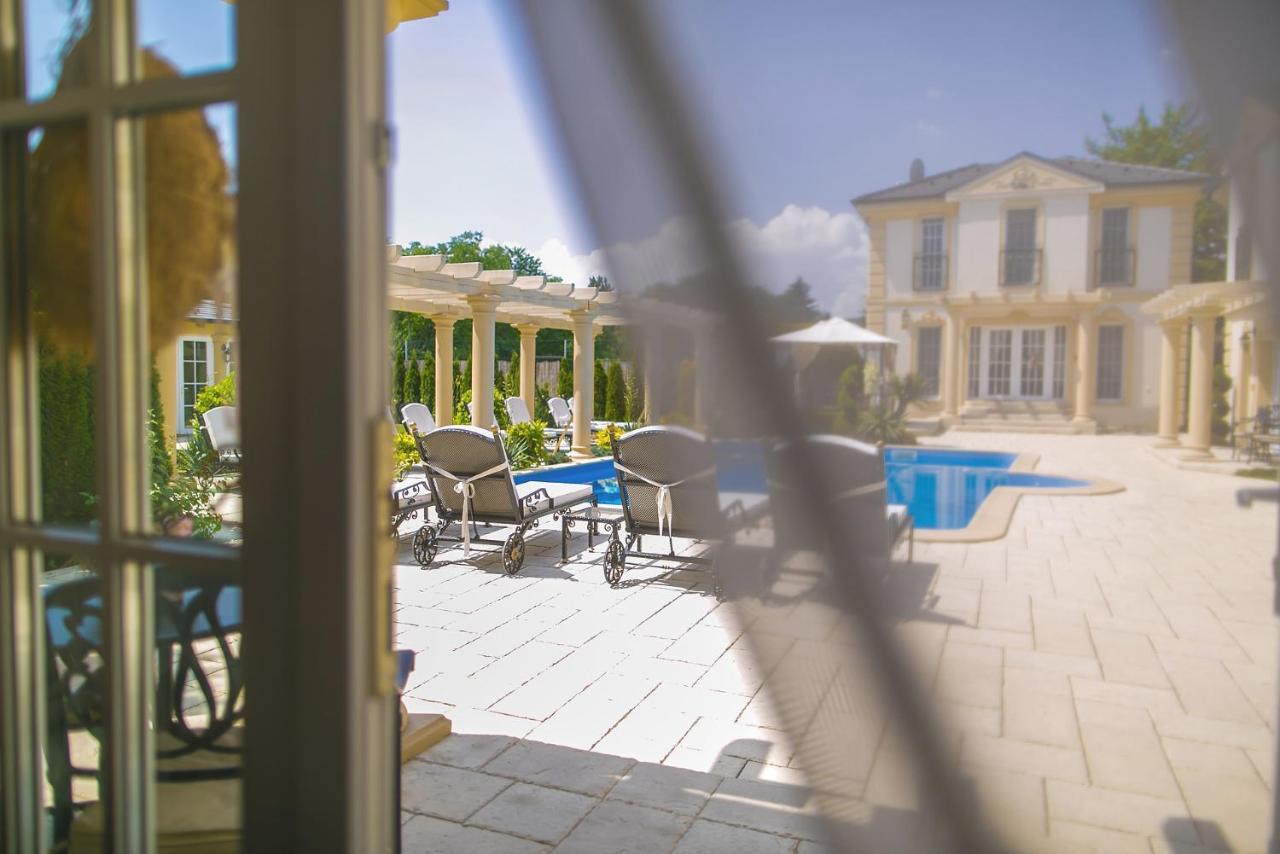 Luxury-Villas Шопрон Екстериор снимка