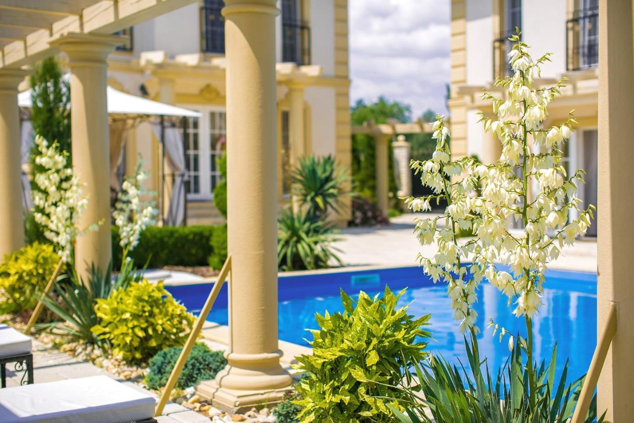 Luxury-Villas Шопрон Екстериор снимка